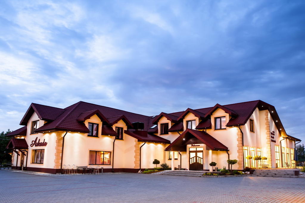 Hotel Arkada Rawa Mazowiecka Exterior photo